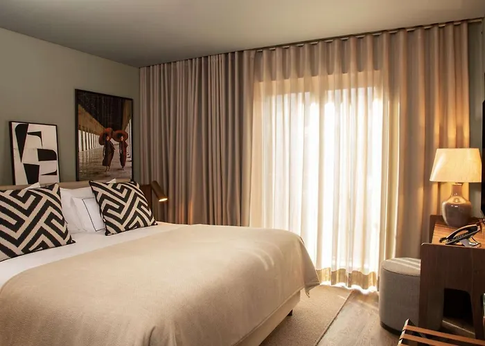 מלון Fontinha Porto, Trademark Collection By Wyndham 4*